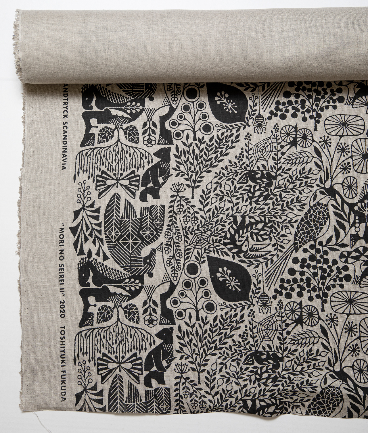 Linen fabric "MORI NO SEIREI” Black/Natural