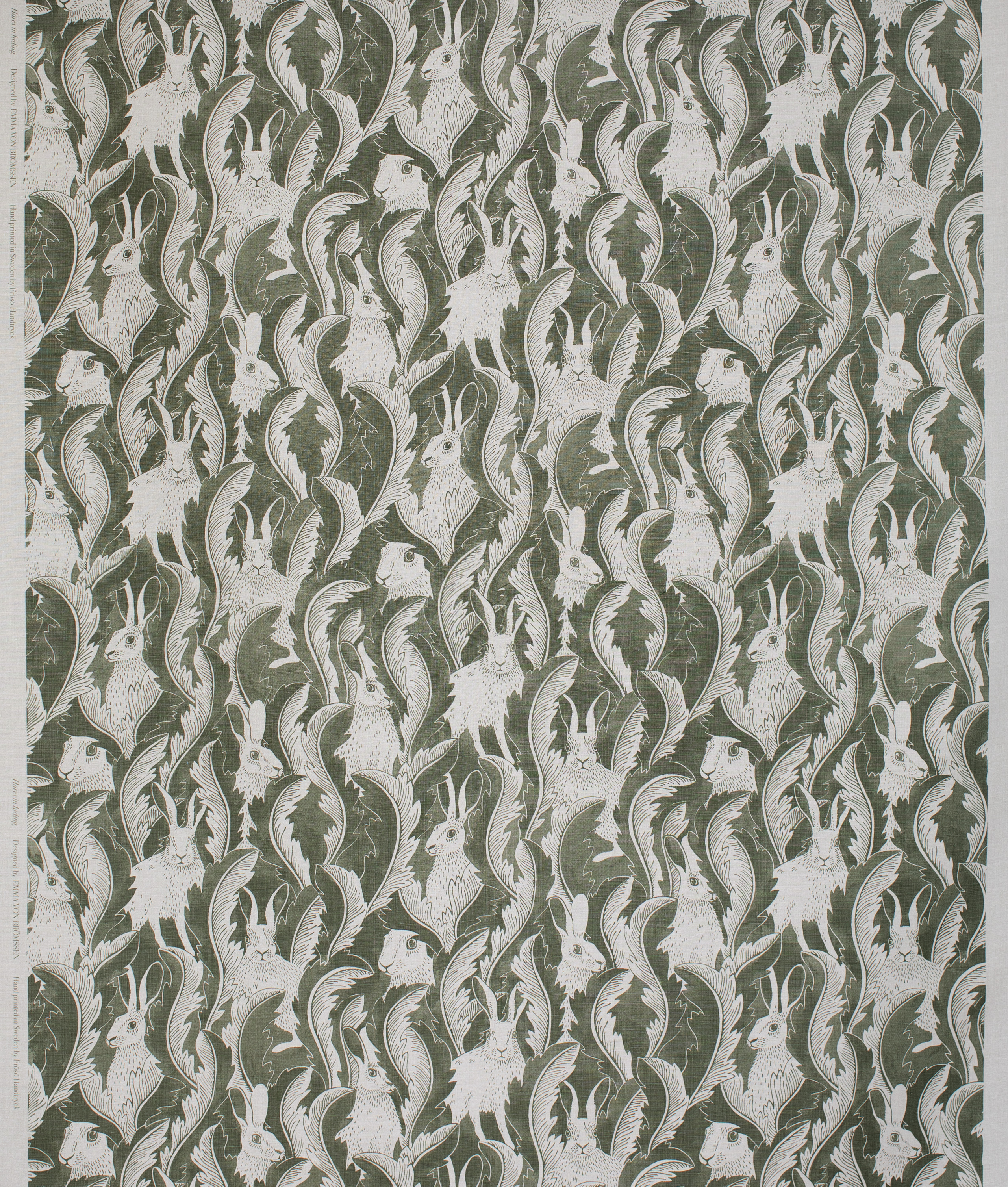 Linen fabric "Hares in hiding” Green